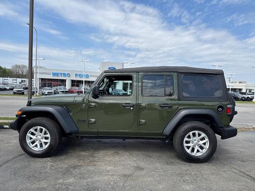 2023 Jeep Wrangler Sport