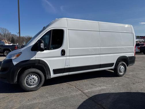 2025 RAM ProMaster 2500 Tradesman