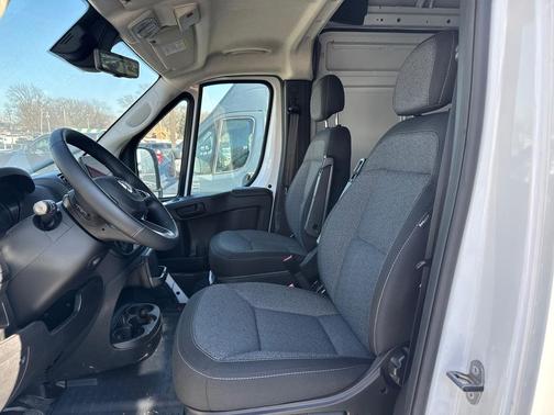 2025 RAM ProMaster 2500 Tradesman