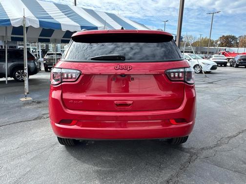 2023 Jeep Compass (RED) Edition 4x4