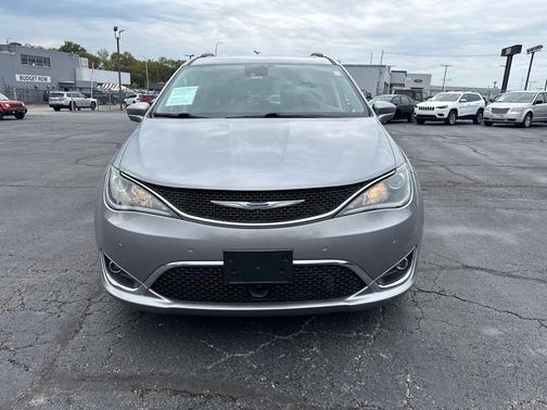 2019 Chrysler Pacifica Touring-L Plus