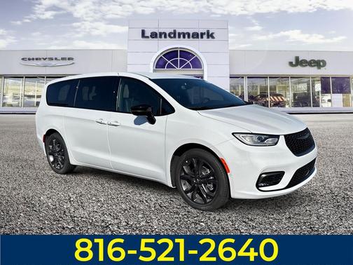 2026 Chrysler Pacifica L