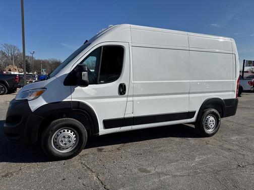 2025 RAM ProMaster 2500 Tradesman
