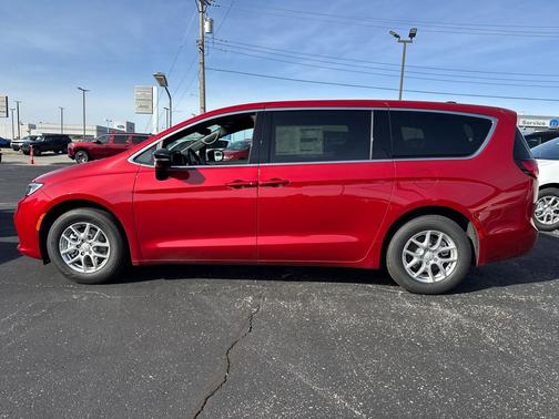 2026 Chrysler Pacifica L