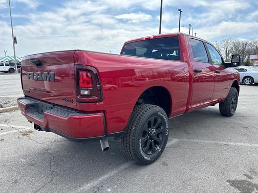 Molten Red Pearlcoat 2026 RAM 2500 Big Horn Crew Cab 4x4 6'4' Box