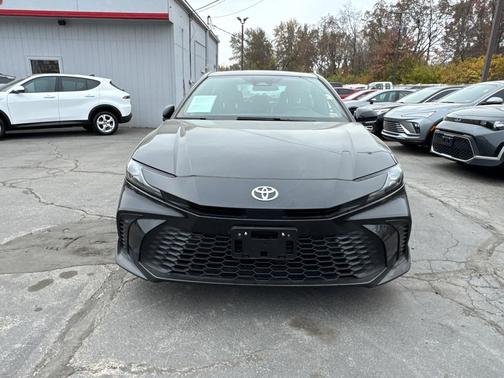 2025 Toyota Camry Unknown