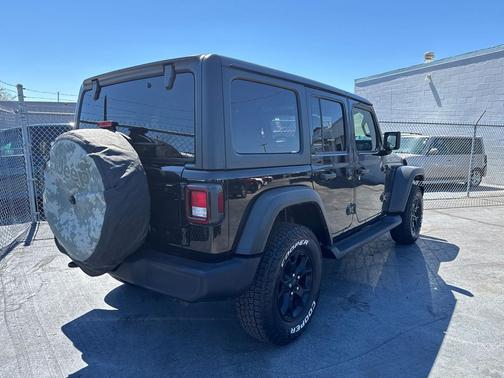 Black Clearcoat 2021 Jeep Wrangler Willys