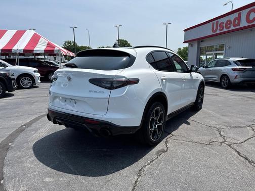 2024 Alfa Romeo Stelvio Veloce AWD