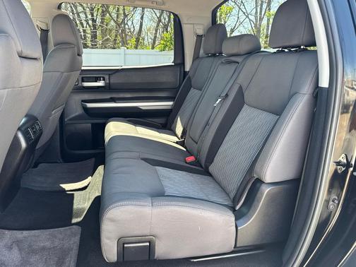 2015 Toyota Tundra Unknown