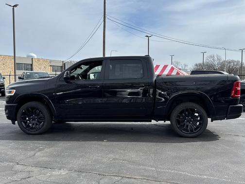 2025 RAM 1500 Limited
