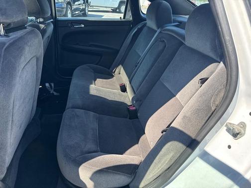 Summit White 2014 Chevrolet Impala Limited LT