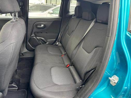 Bikini Metallic Clearcoat 2020 Jeep Renegade Sport