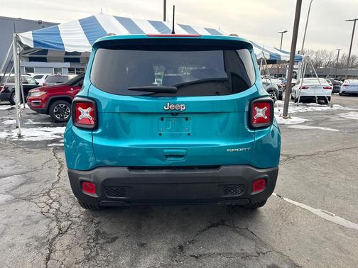 Bikini Metallic Clearcoat 2020 Jeep Renegade Sport