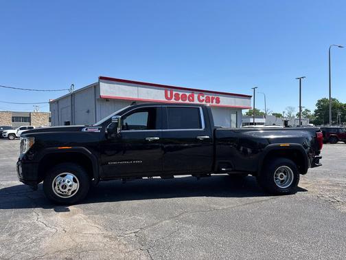 Onyx Black 2022 GMC Sierra 3500 Denali