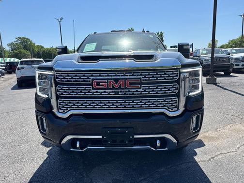 Onyx Black 2022 GMC Sierra 3500 Denali