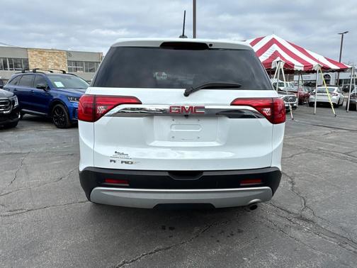 2019 GMC Acadia SLE-1