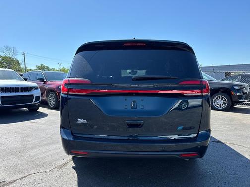 Fathom Blue Pearlcoat 2024 Chrysler Pacifica Hybrid S Appearance Pkg