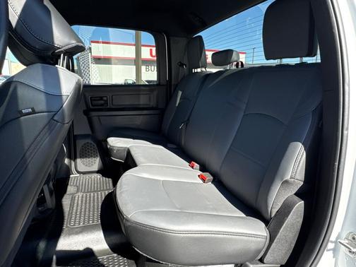 2025 RAM 2500 Tradesman Crew Cab 4x4 8' Box