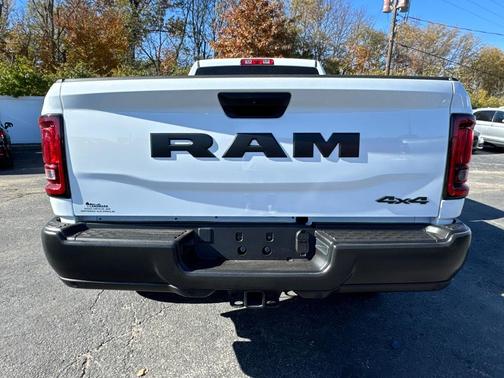 2025 RAM 2500 Tradesman Crew Cab 4x4 8' Box