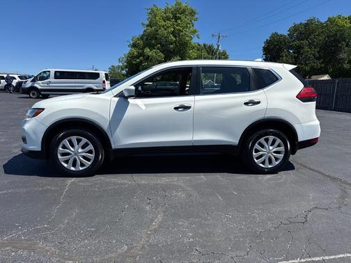2017 Nissan Rogue S