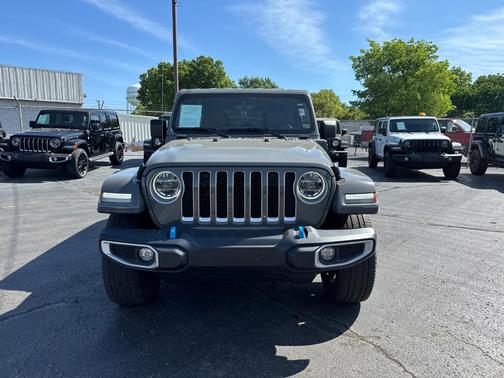 2022 Jeep Wrangler Unlimited 4xe Sahara