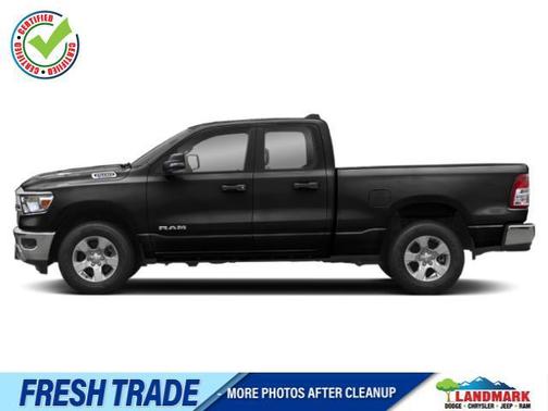 Diamond Black Crystal Pearlcoat 2023 RAM 1500 Big Horn/Lone Star