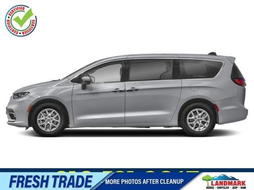 2023 Chrysler Pacifica Touring-L