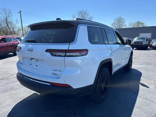 Bright White Clearcoat 2021 Jeep Grand Cherokee L Limited