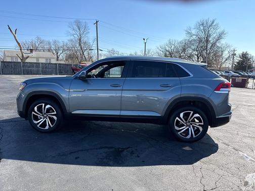 2023 Volkswagen Atlas Cross Sport 2.0T SEL