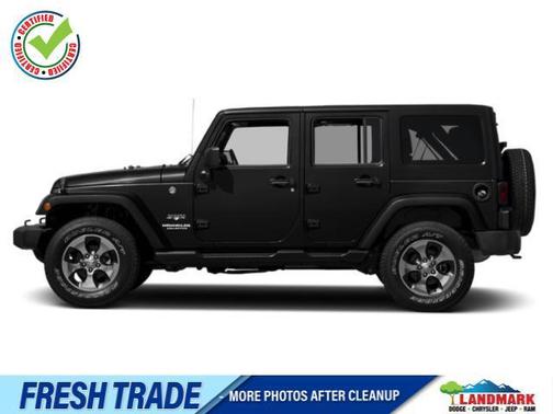 Black Clearcoat 2015 Jeep Wrangler Unlimited Altitude