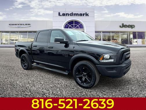 2024 RAM 1500 Classic Warlock Crew Cab 4x4 5'7' Box