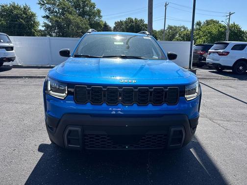 Hydro Blue Pearlcoat 2026 Jeep Cherokee Laredo 4x4