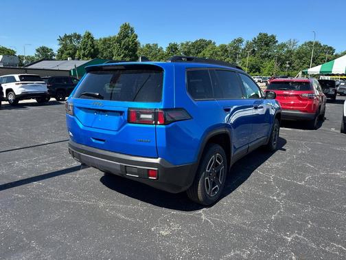 Hydro Blue Pearlcoat 2026 Jeep Cherokee Laredo 4x4