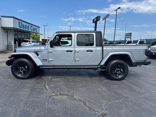 2021 Jeep Gladiator Sport S