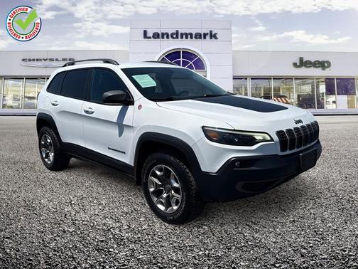 Bright White Clearcoat 2019 Jeep Cherokee Trailhawk