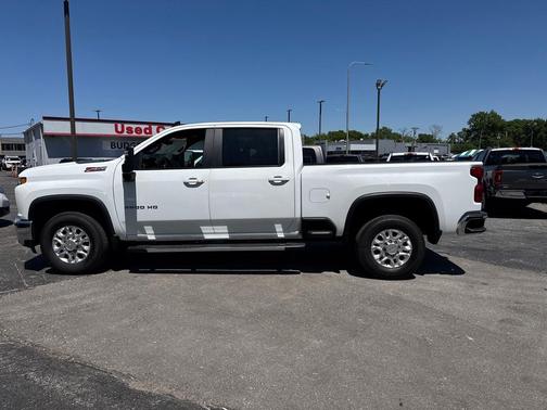 Summit White 2023 Chevrolet Silverado 2500 LT