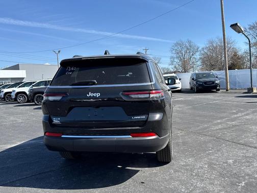 2025 Jeep Grand Cherokee L Laredo