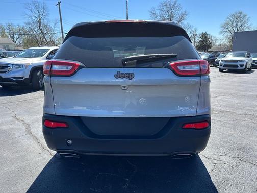 2016 Jeep Cherokee 75th Anniversary