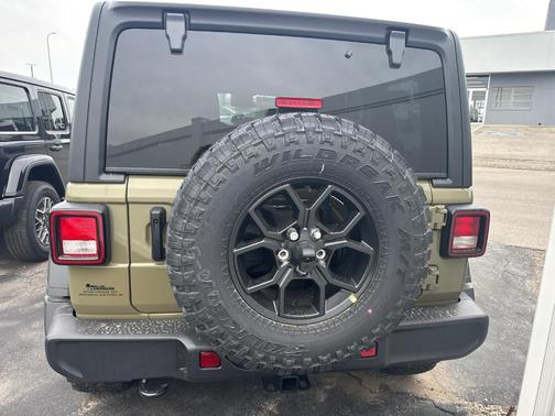 2025 Jeep Wrangler Sport