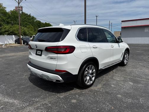 2023 BMW X5 xDrive40i