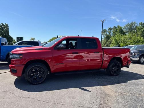 Flame Red Clearcoat 2025 RAM 1500 Big Horn/Lone Star