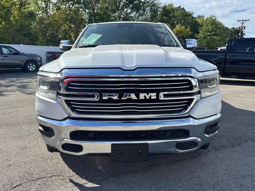 Ivory White Tri-Coat Pearlcoat 2021 RAM 1500 Laramie