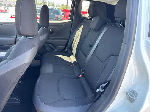 2018 Jeep Renegade Altitude