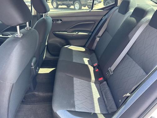 2024 Nissan Versa 1.6 SV