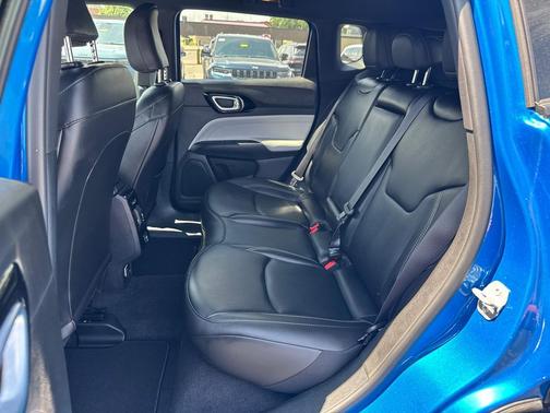 Hydro Blue Pearlcoat 2026 Jeep Compass Limited
