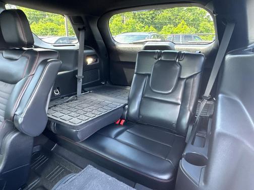 Rapid Red Metallic Tinted Clearcoat 2025 Ford Explorer ST-Line