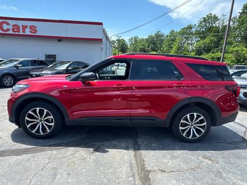 Rapid Red Metallic Tinted Clearcoat 2025 Ford Explorer ST-Line