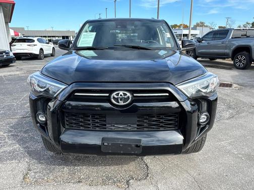 2024 Toyota 4Runner SR5