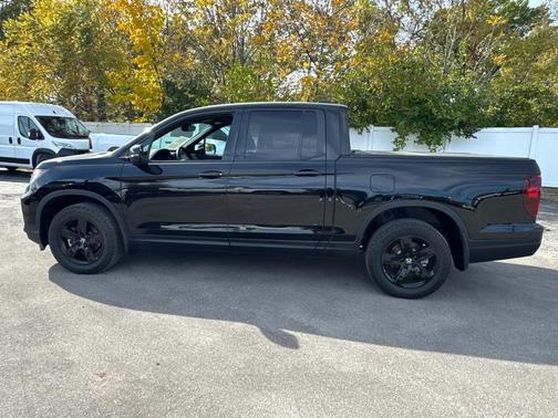 2022 Honda Ridgeline Black