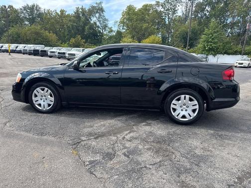 2013 Dodge Avenger SE
